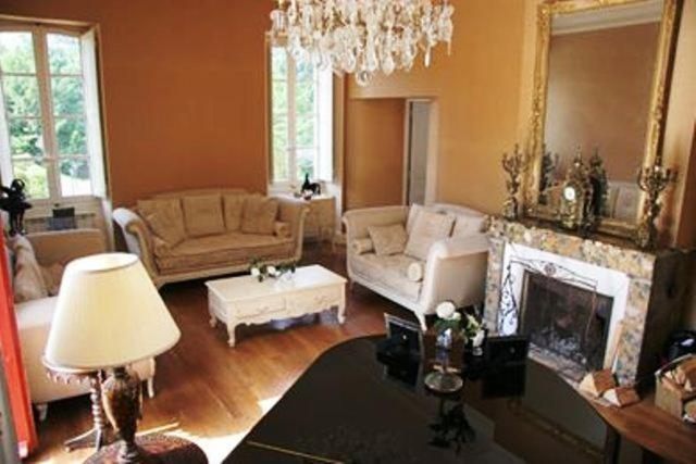 Chateau Estefani Gelos Kültér fotó