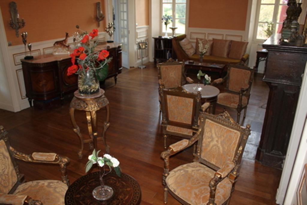 Chateau Estefani Gelos Kültér fotó